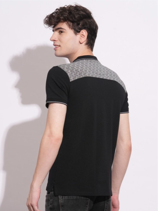 Men Colourblocked Polo Collar Cotton T-shirt
