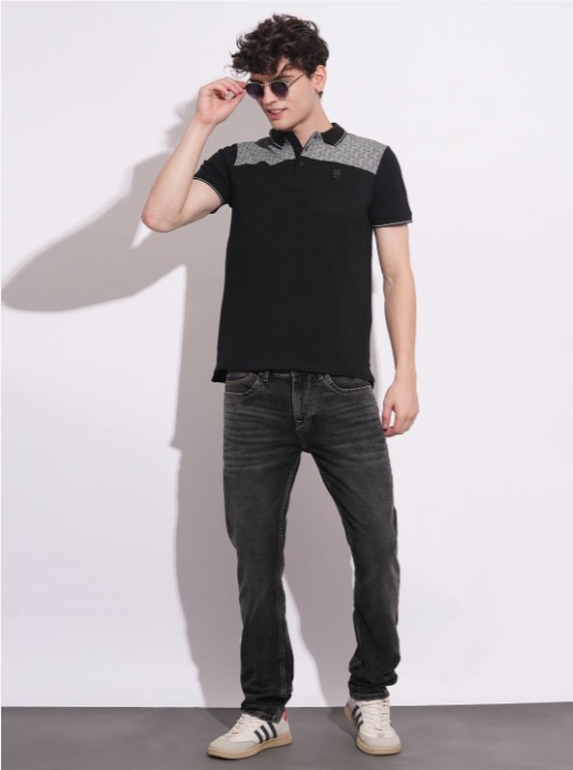 Men Colourblocked Polo Collar Cotton T-shirt