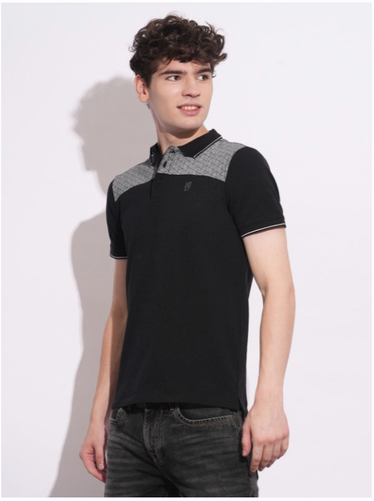 Men Colourblocked Polo Collar Cotton T-shirt